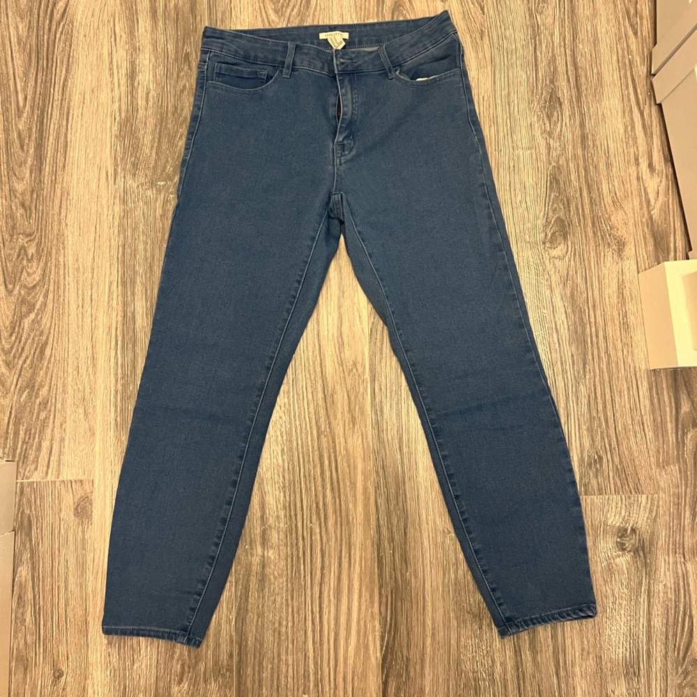 Forever 21 Ankle Jeans